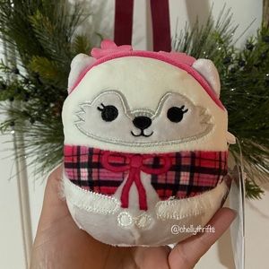 Squishmallow Gracelynn the Winter Fox